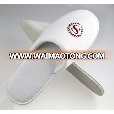 5 star custom washable hotel slippers with embroidered logo and brand